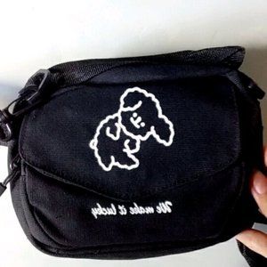Lovely dog embroidered crossbody bag